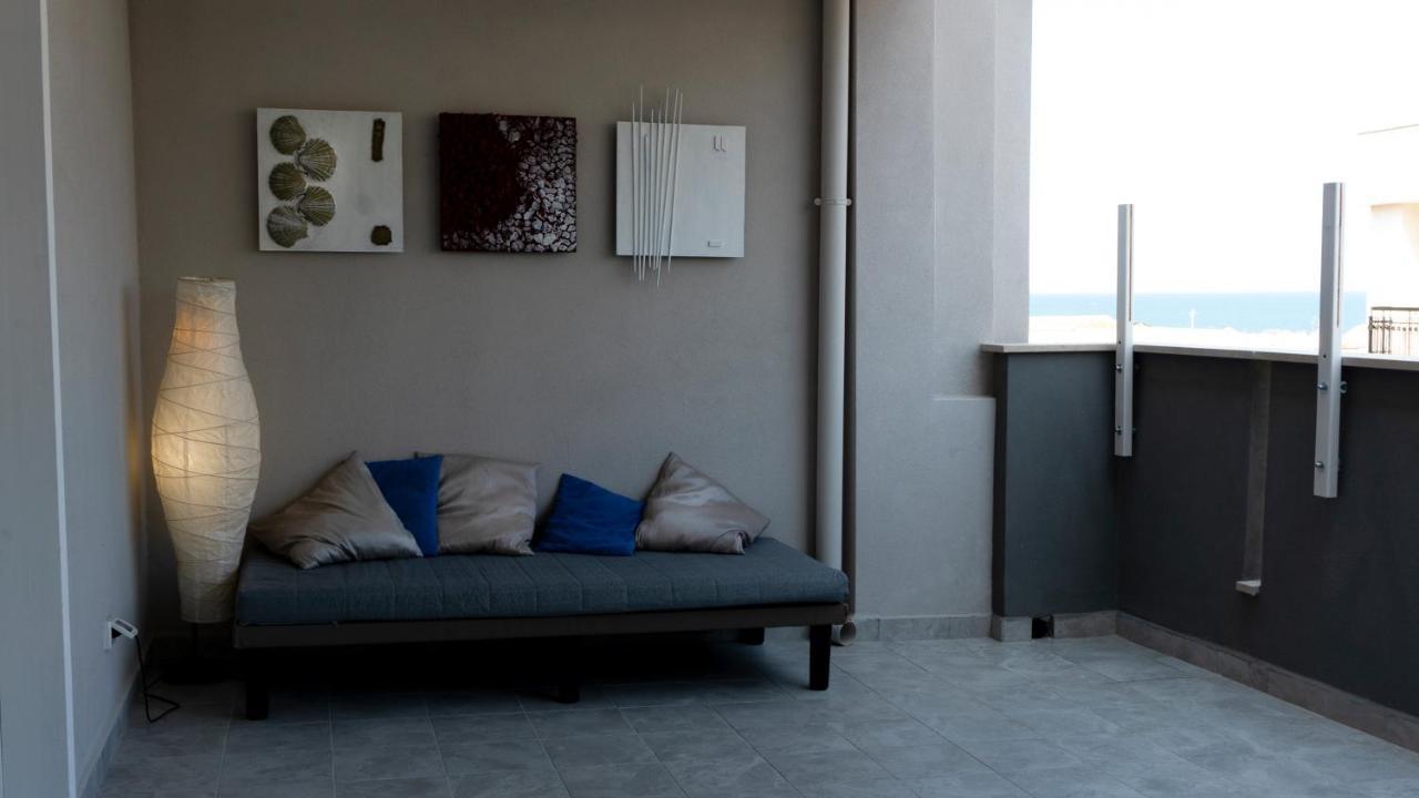 Insula Maris Villa Trani Exterior photo