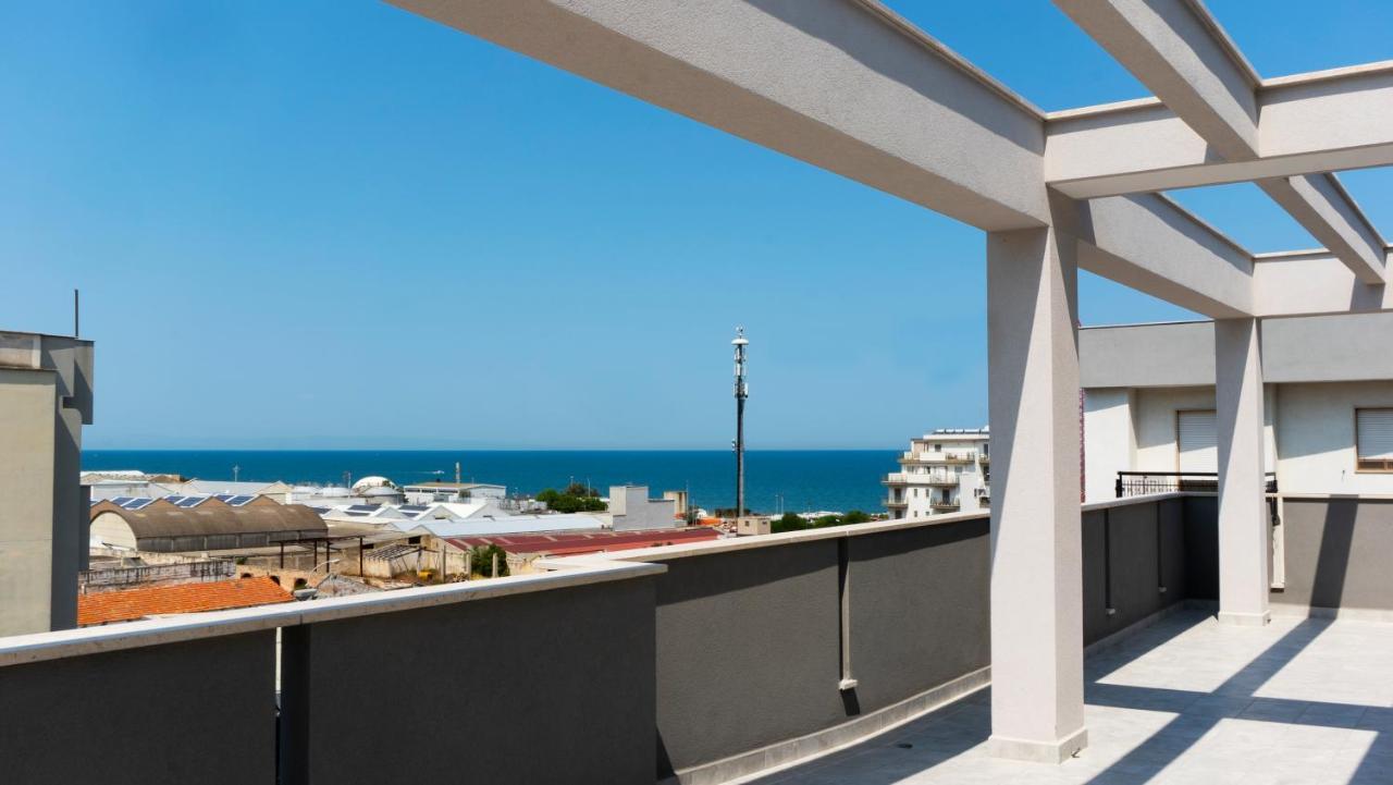 Insula Maris Villa Trani Exterior photo